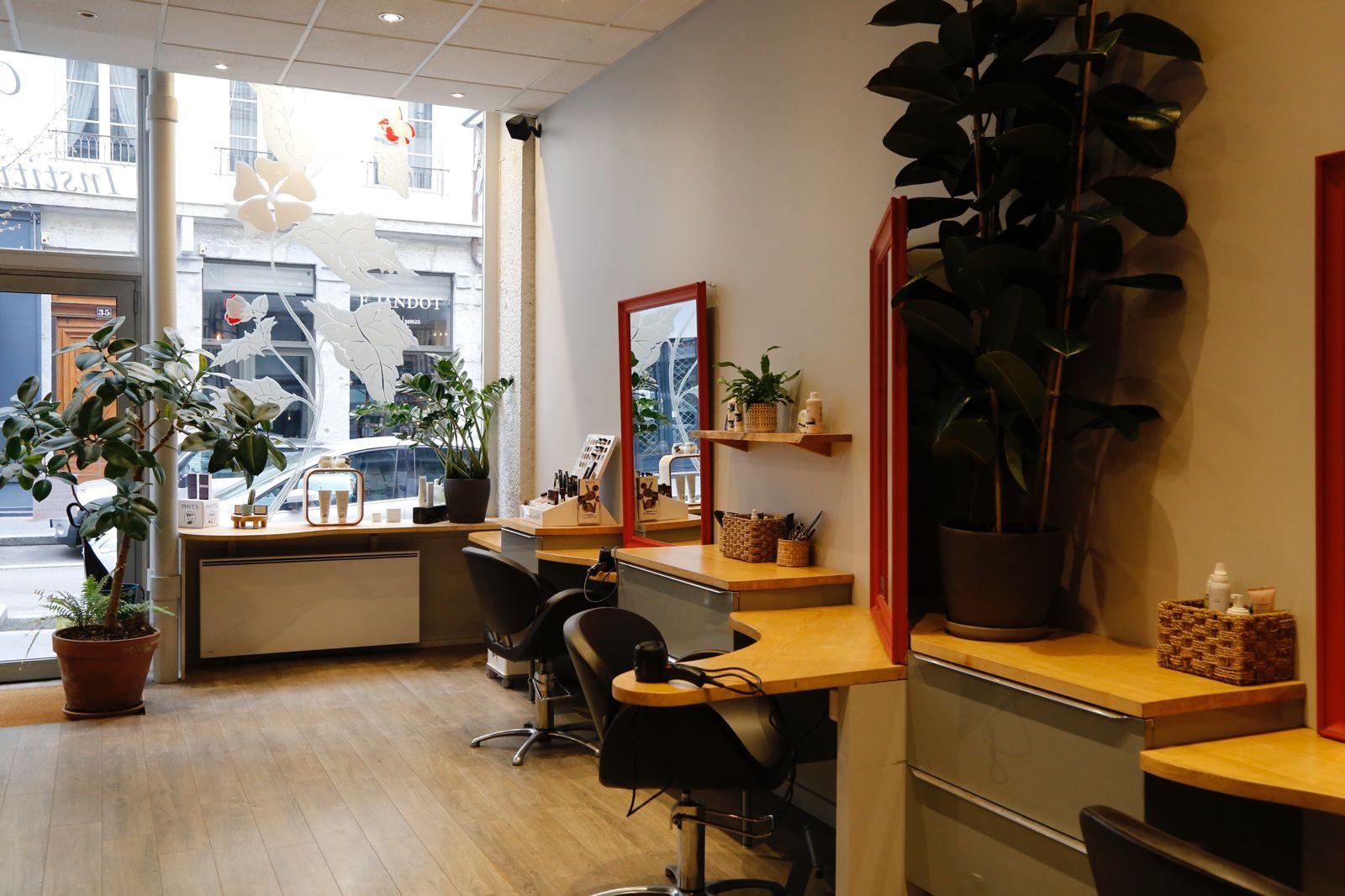 Quels sont les avantages des produits de coiffure bio utilisés par les coiffeurs à Lyon ?